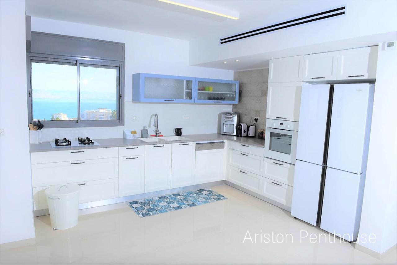 Yalarent Ariston Apartment & Penthouse ティベリア エクステリア 写真