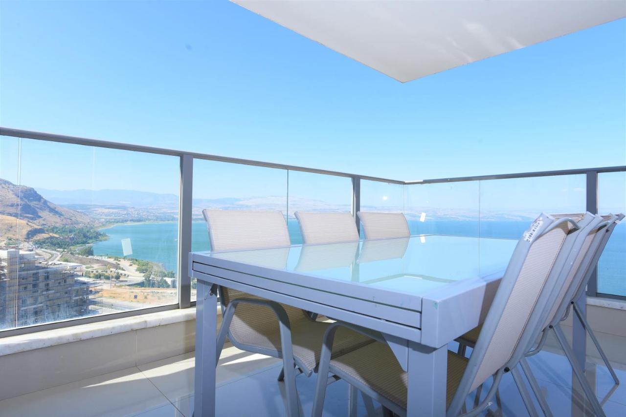 Yalarent Ariston Apartment & Penthouse ティベリア エクステリア 写真