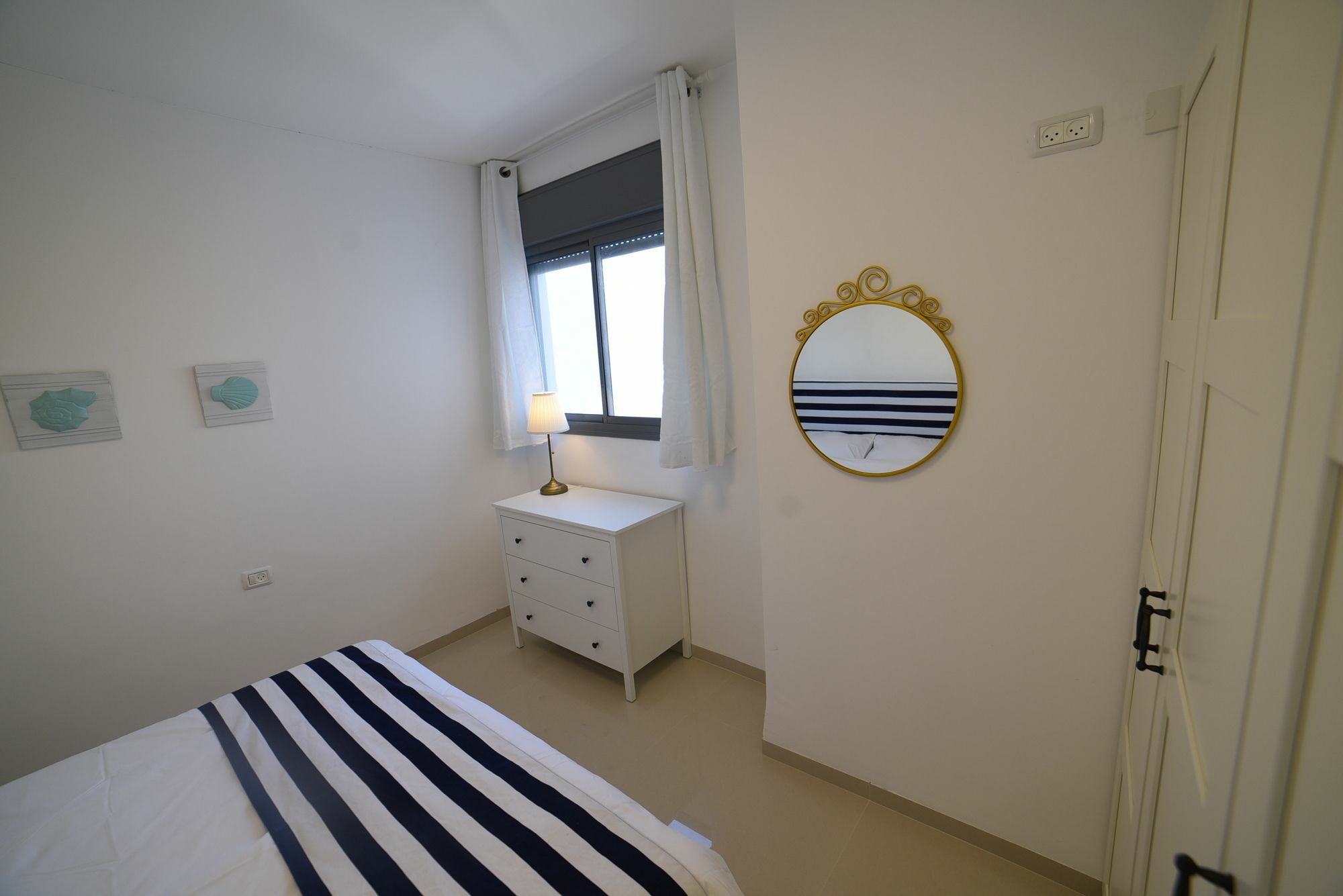 Yalarent Ariston Apartment & Penthouse ティベリア エクステリア 写真